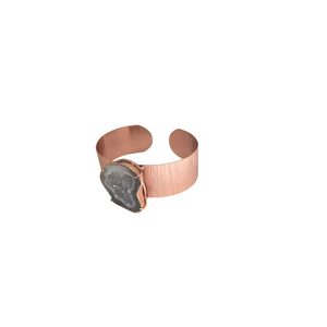 Cara in rosé mit grauem Achatstein